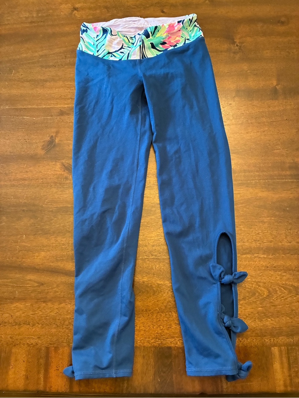 Lilly Pulitzer Leggings Blue Women’s XS Noelani Weekender Midi Luxletic Bows
